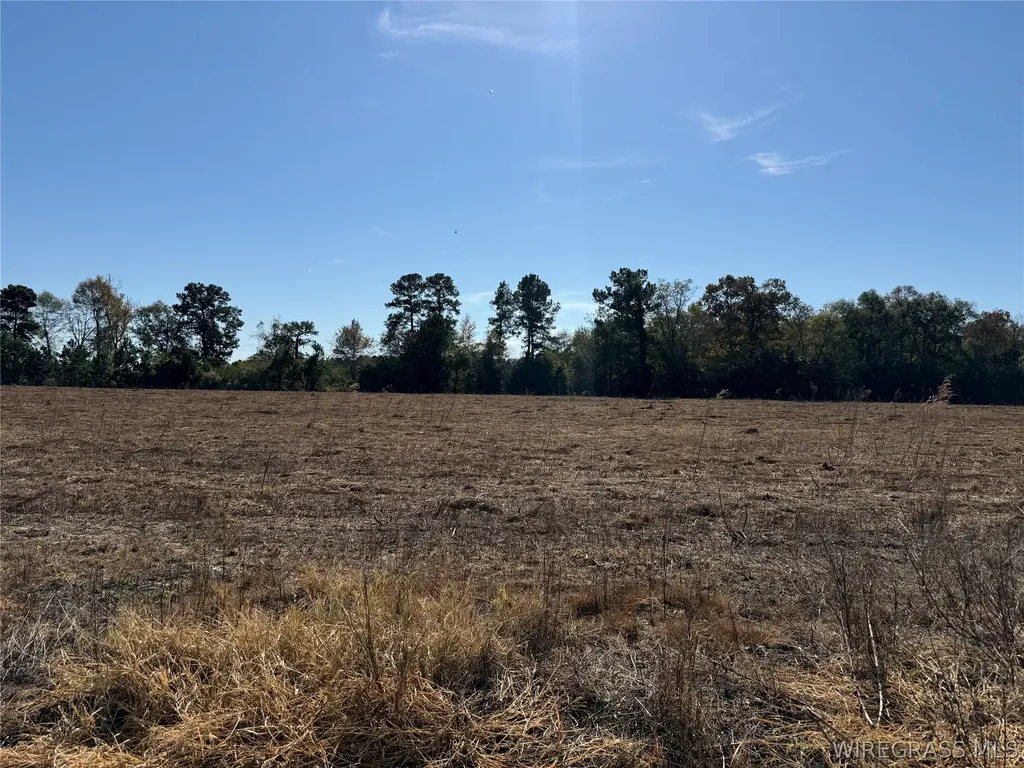 10 Huskey Road Dothan AL 36303