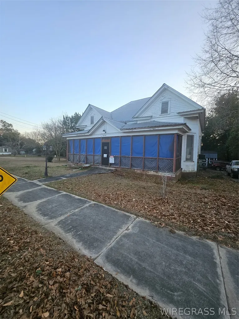 22718 7th Avenue Florala AL 36442