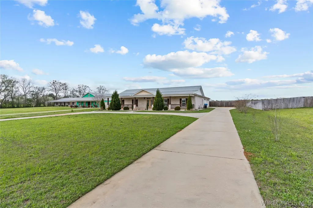 6417 County Road 708 Road Enterprise AL 36330