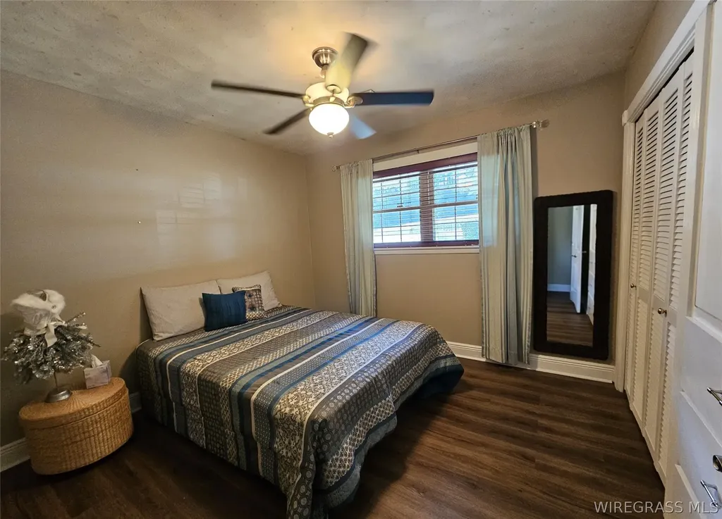 1425 Lakeview Road Ozark AL 36360