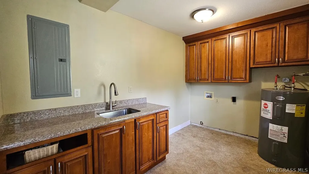 1425 Lakeview Road Ozark AL 36360