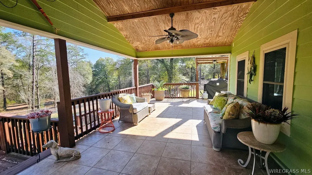 1425 Lakeview Road Ozark AL 36360