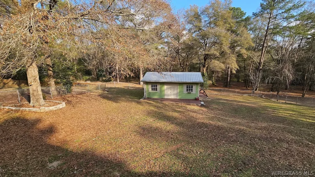 1425 Lakeview Road Ozark AL 36360