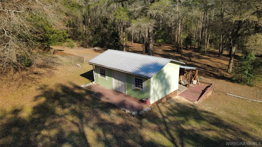1425 Lakeview Road Ozark AL 36360