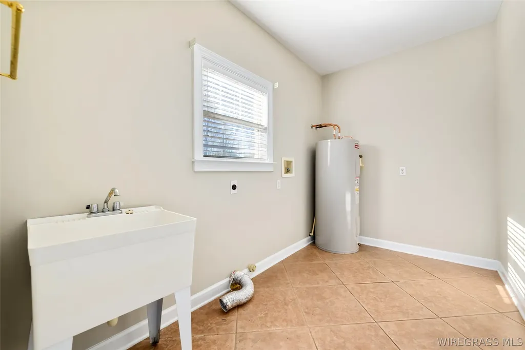 360 County Road 163 New Brockton AL 36351