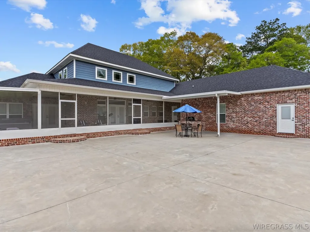 304 Rabbit Run Road Enterprise AL 36330