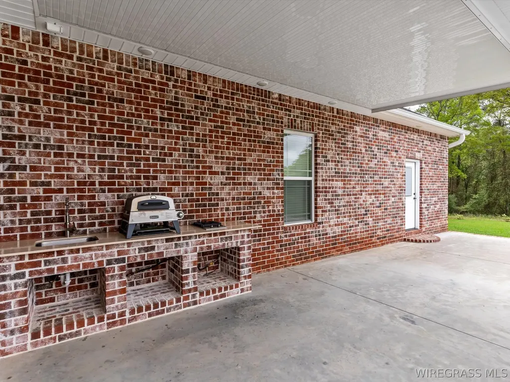 304 Rabbit Run Road Enterprise AL 36330