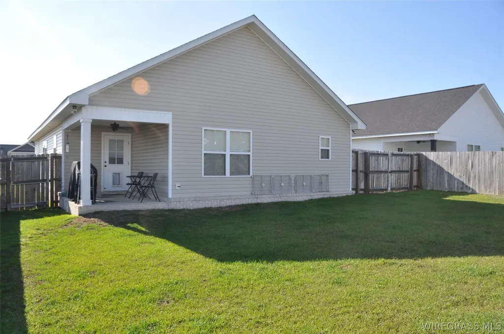 111 Mapleleaf Court Enterprise AL 36330