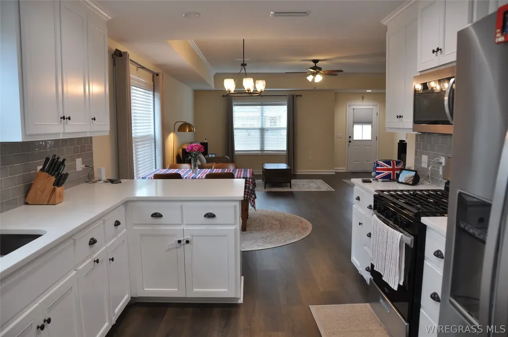 111 Mapleleaf Court Enterprise AL 36330