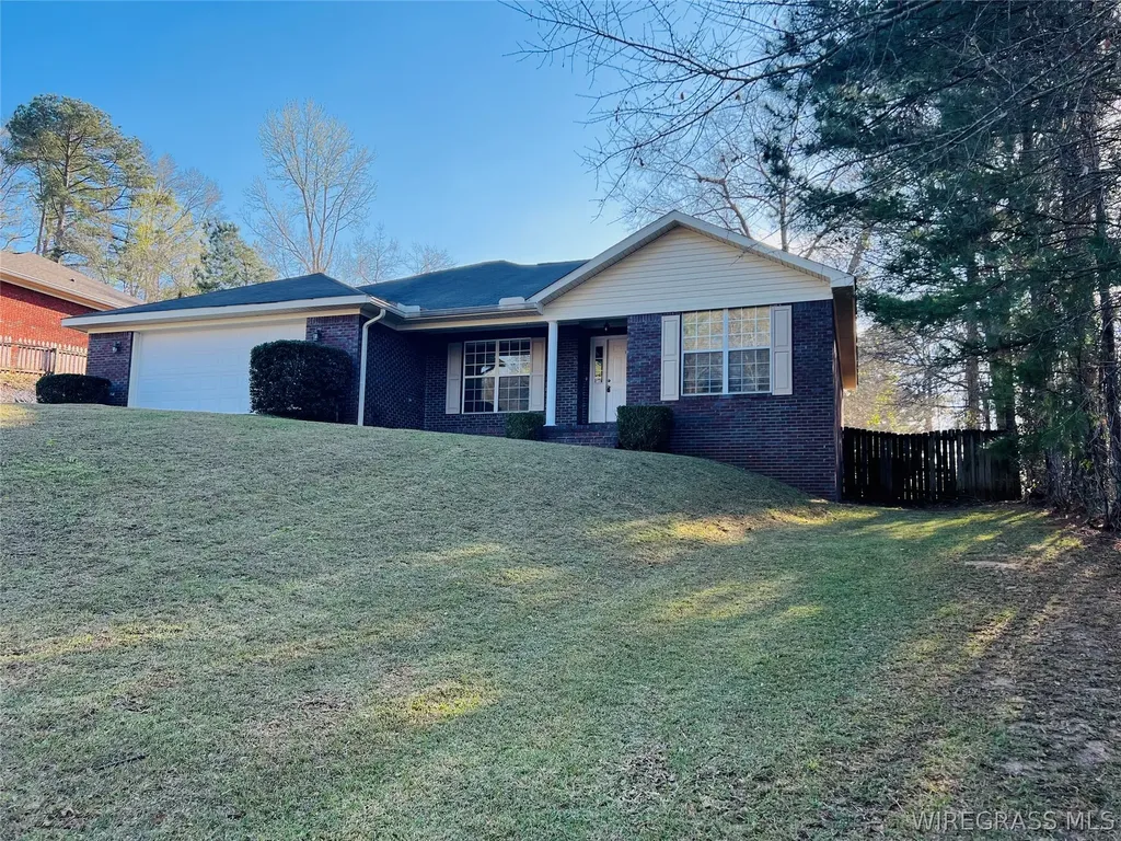 100 Sioux Street Enterprise AL 36330