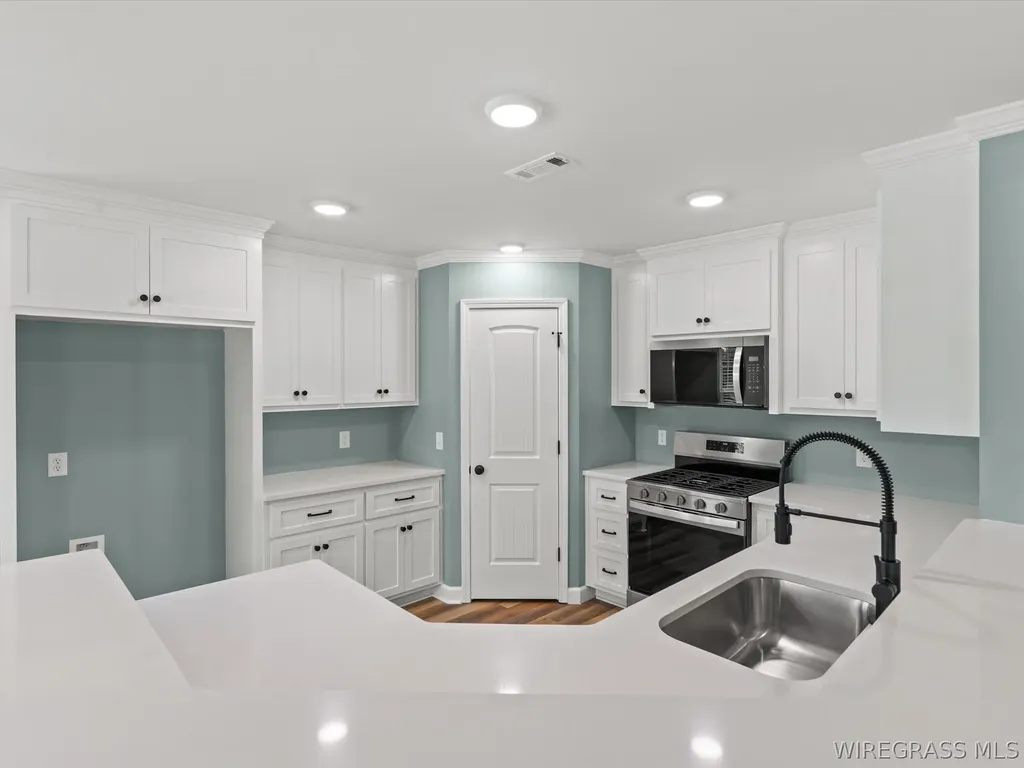 562 N John Street New Brockton AL 36351
