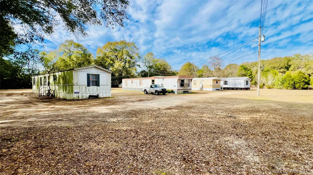 1062 Joe Bruer Road Daleville AL 36322