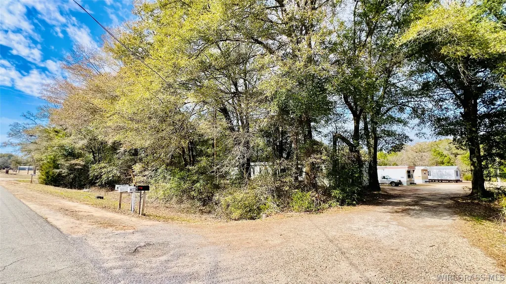 1062 Joe Bruer Road Daleville AL 36322