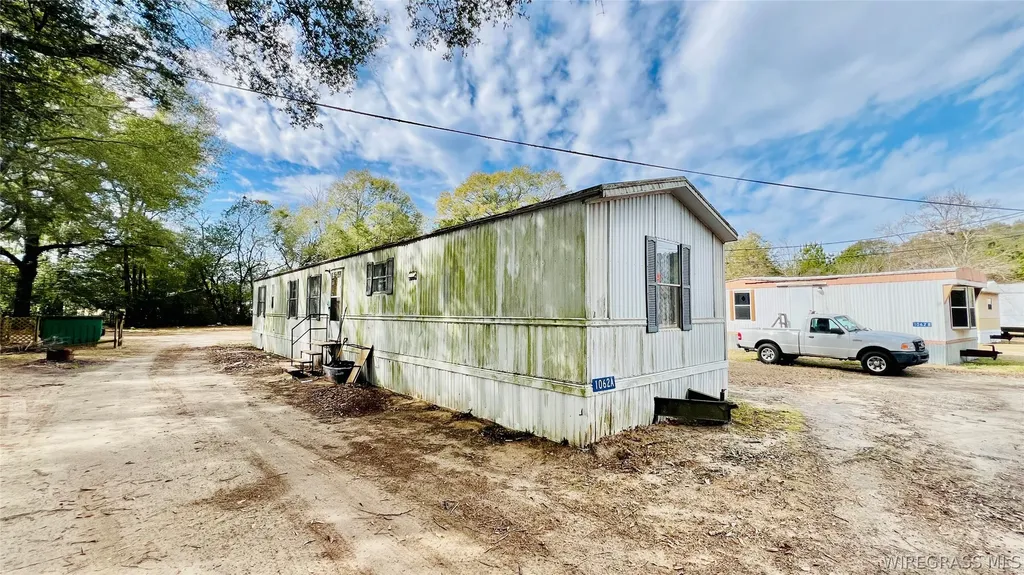 1062 Joe Bruer Road Daleville AL 36322