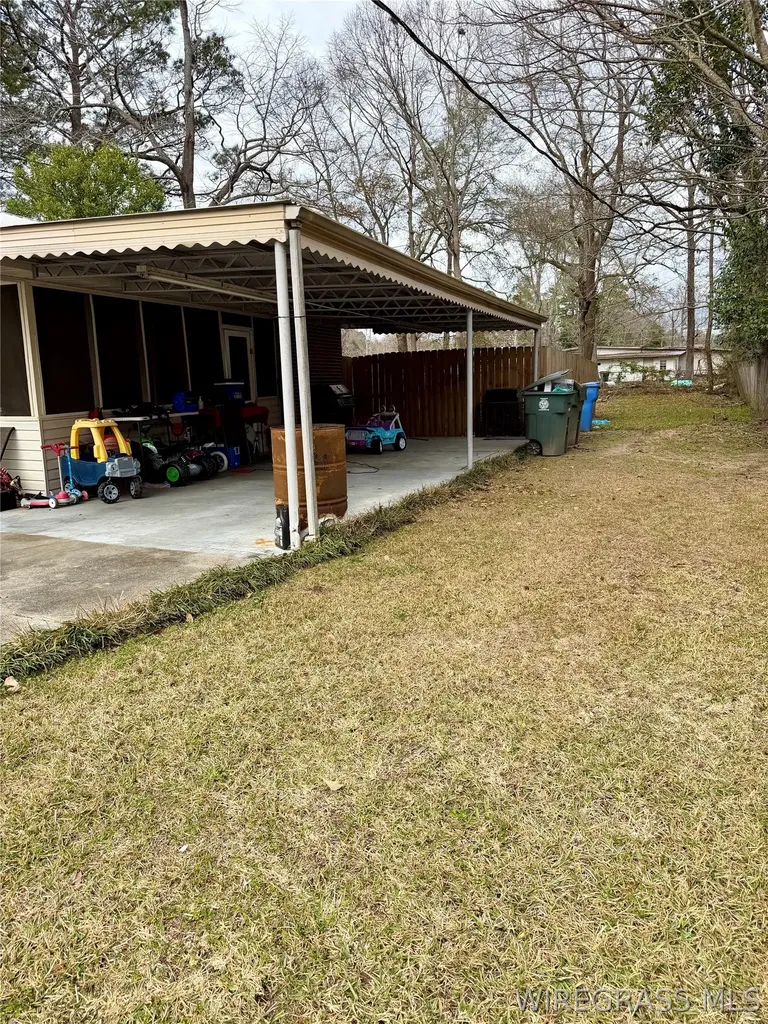 1216 Southland Drive Dothan AL 36301