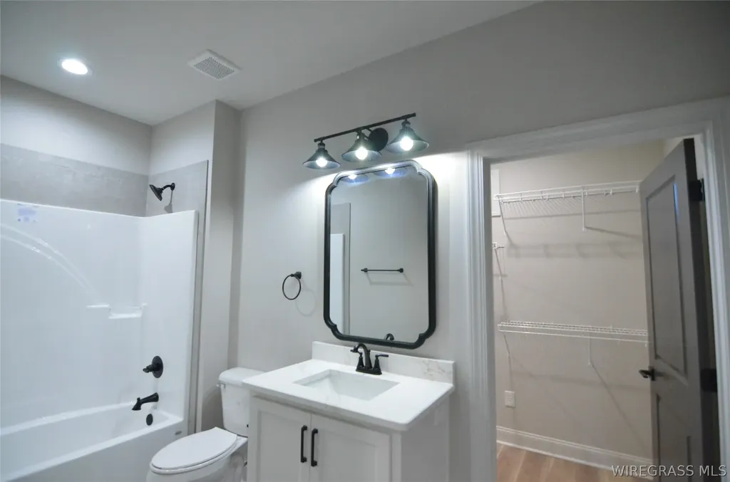 428 Bella Drive Enterprise AL 36330