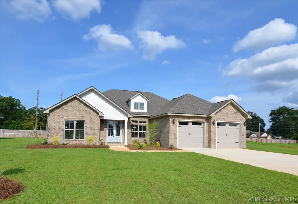426 Bella Drive Enterprise AL 36330