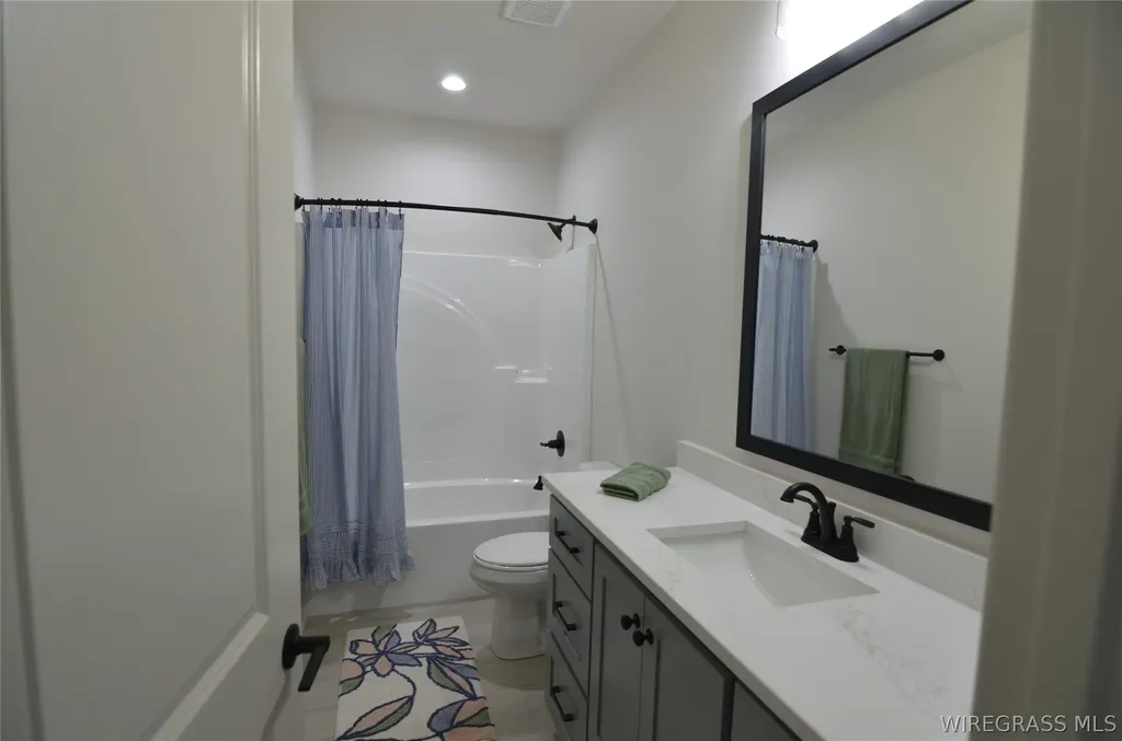 426 Bella Drive Enterprise AL 36330