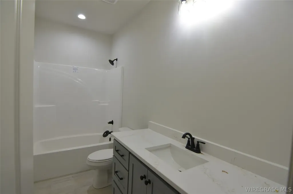 426 Bella Drive Enterprise AL 36330