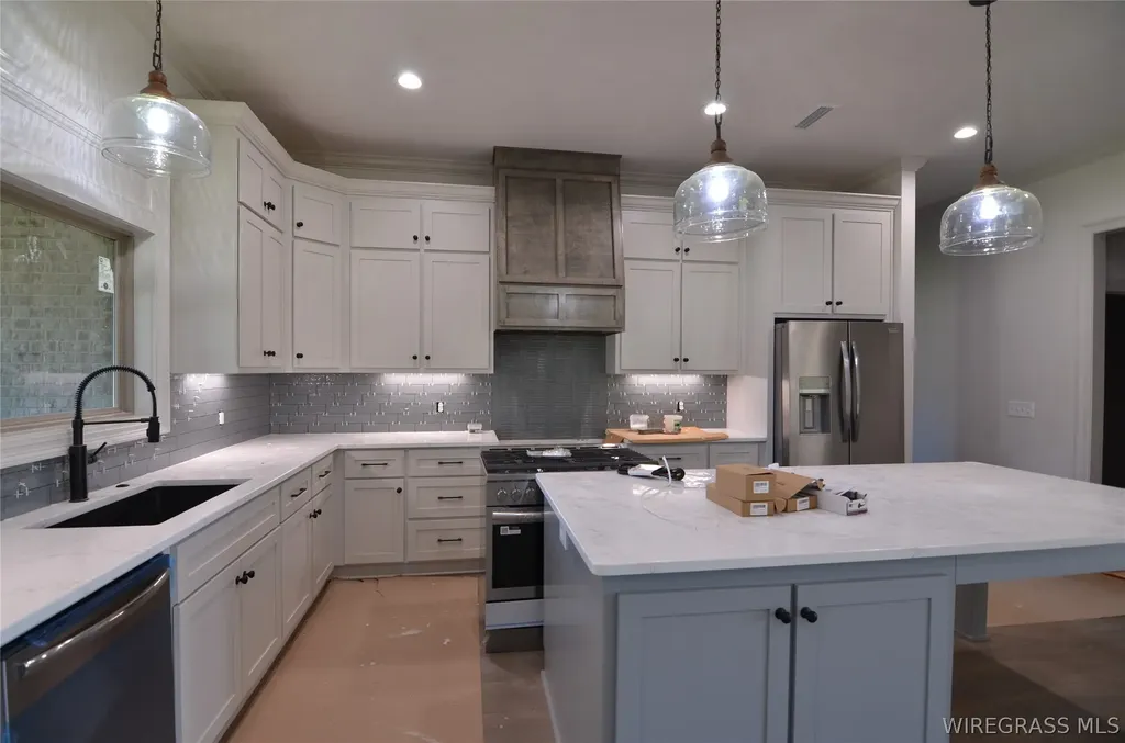 426 Bella Drive Enterprise AL 36330