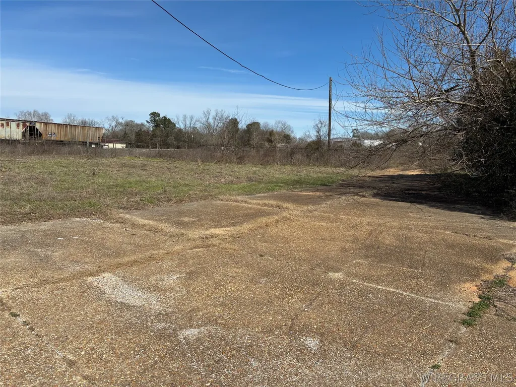 206 Middlebrook Street Enterprise AL 36330