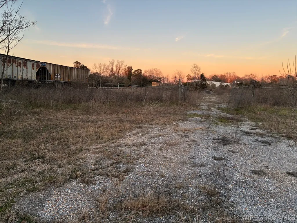 206 Middlebrook Street Enterprise AL 36330