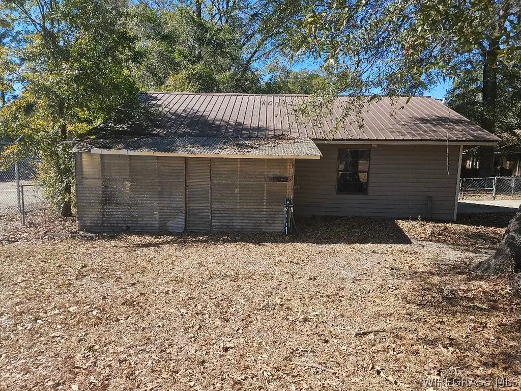 1019 Prestwood Bridge Road Andalusia AL 36421