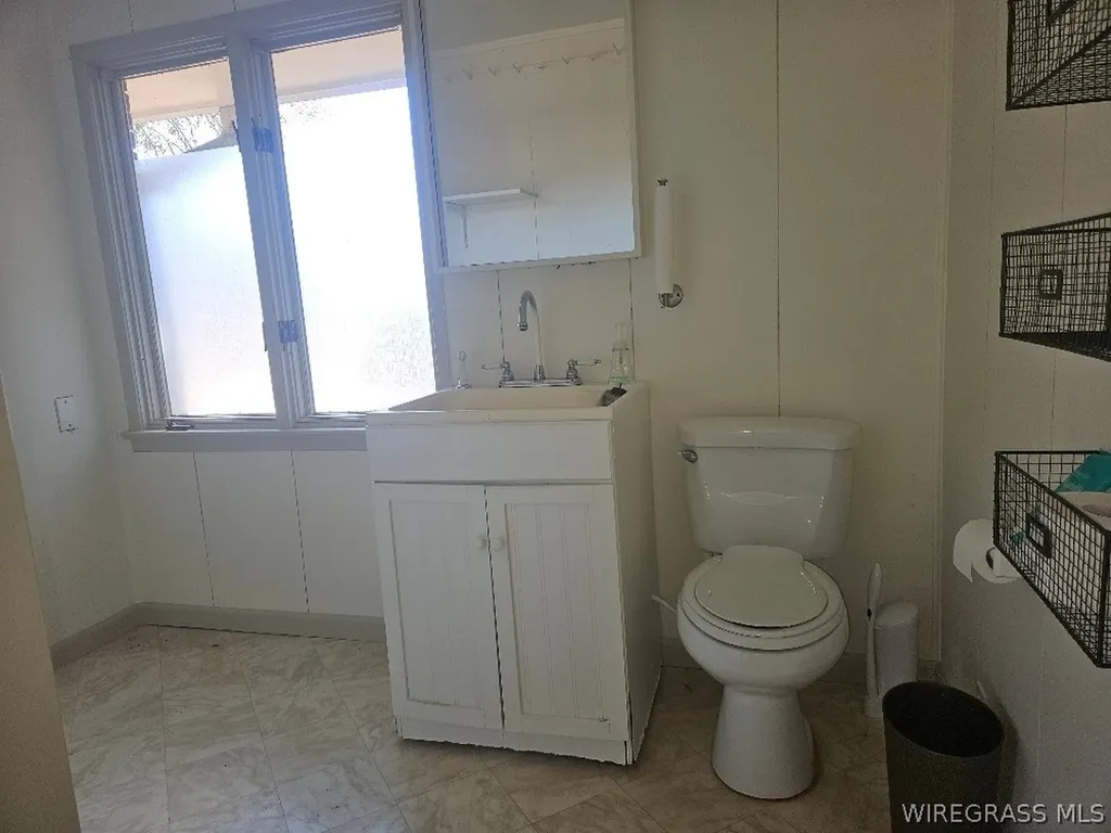 1019 Prestwood Bridge Road Andalusia AL 36421