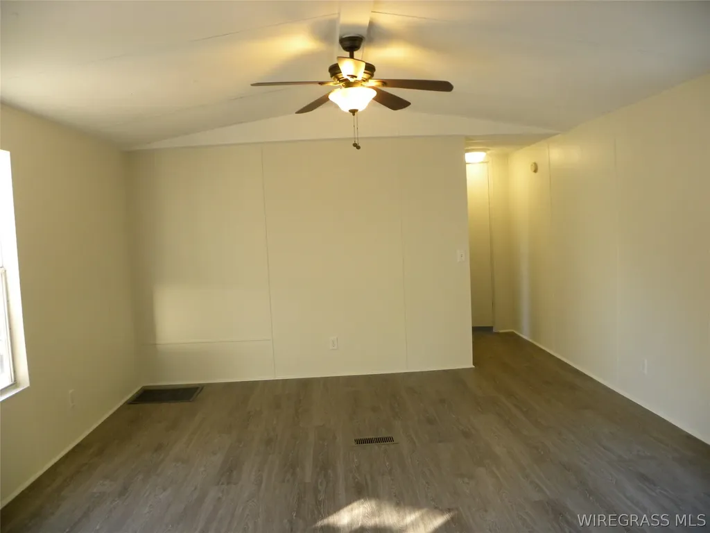 8369 County Road 54 Skipperville AL 36374