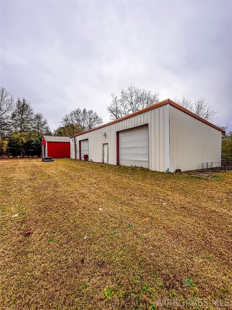 8813 State Highway 10 E AL 36373