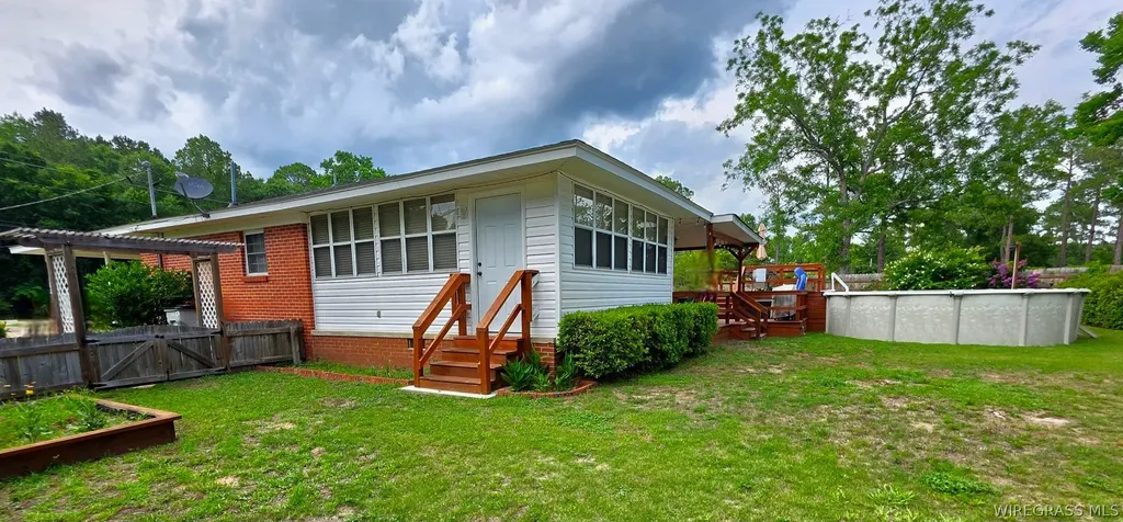1129 Reese Avenue Elba AL 36323