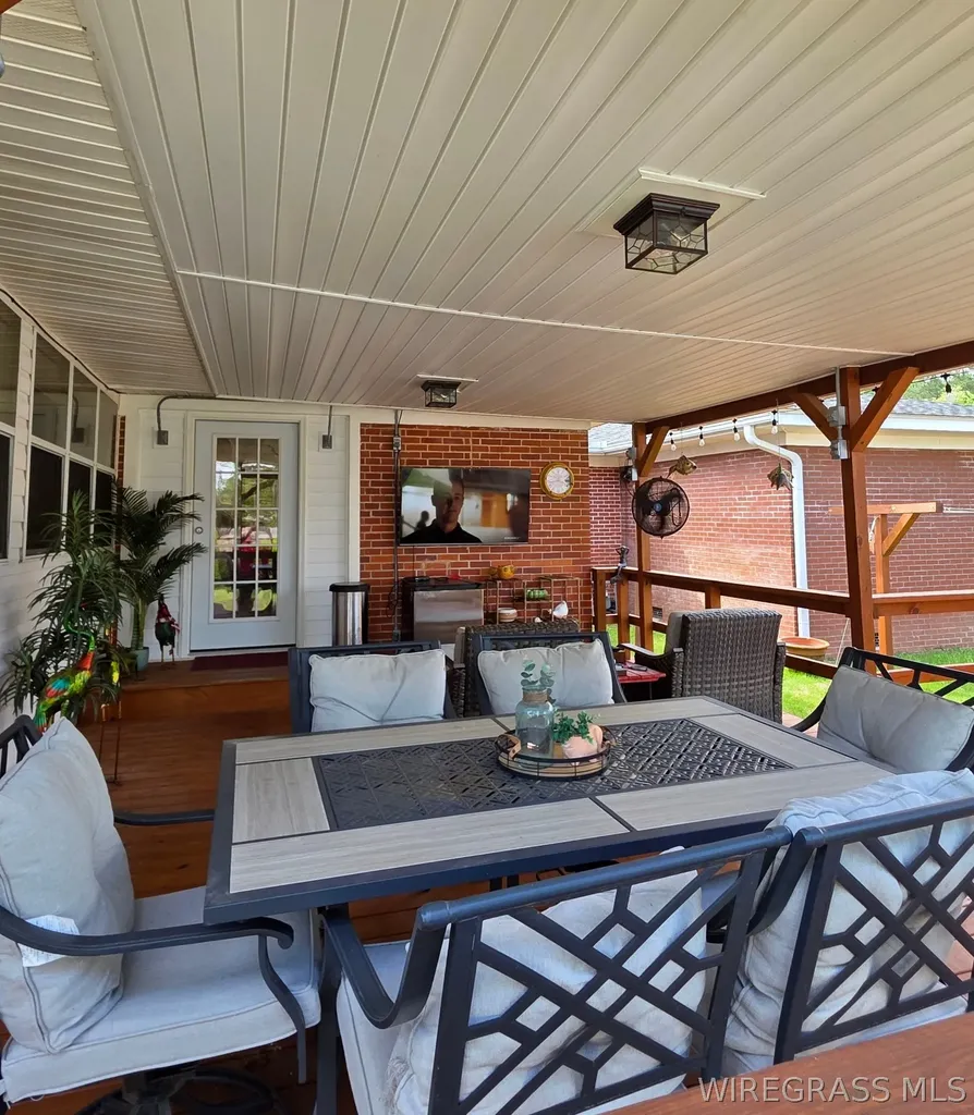 1129 Reese Avenue Elba AL 36323