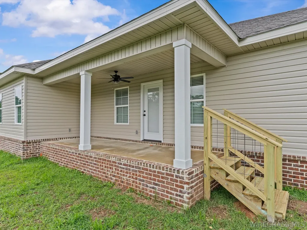 548 N John Street New Brockton AL 36351
