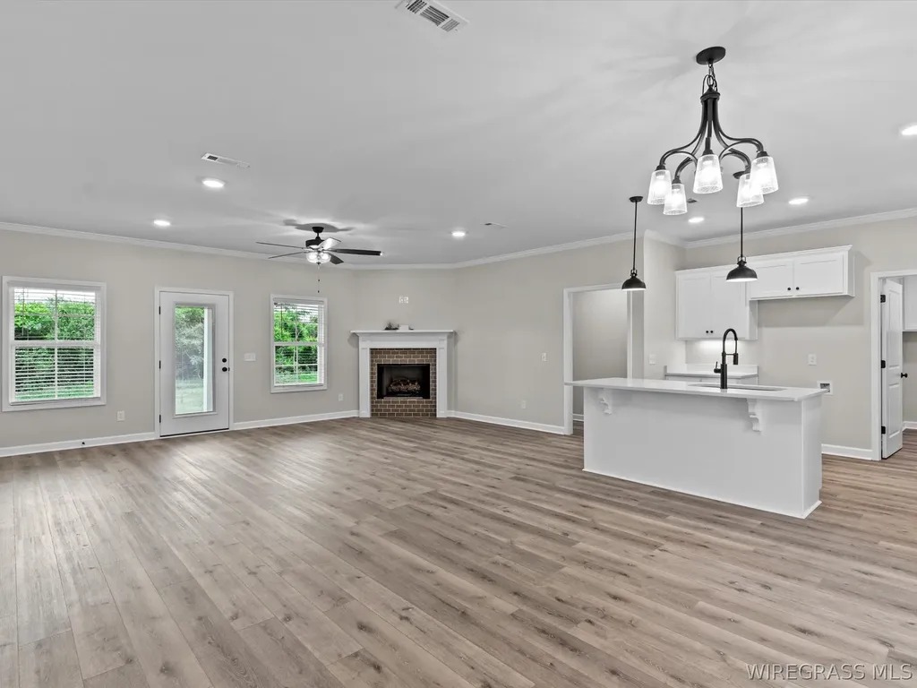 548 N John Street New Brockton AL 36351