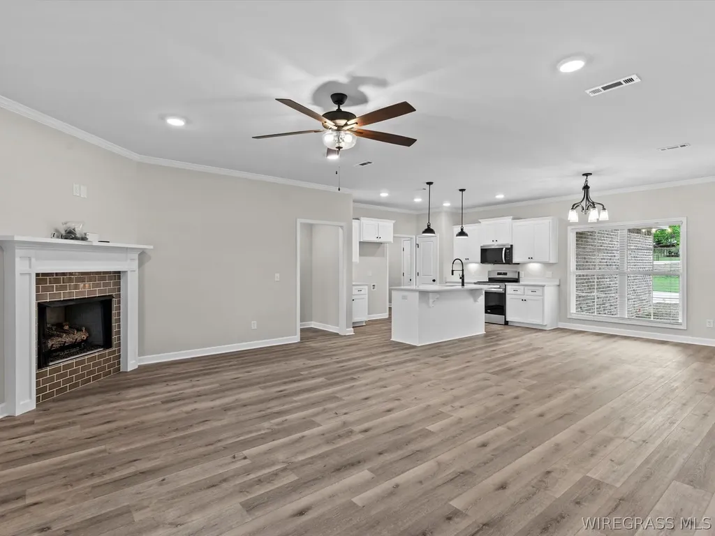 548 N John Street New Brockton AL 36351