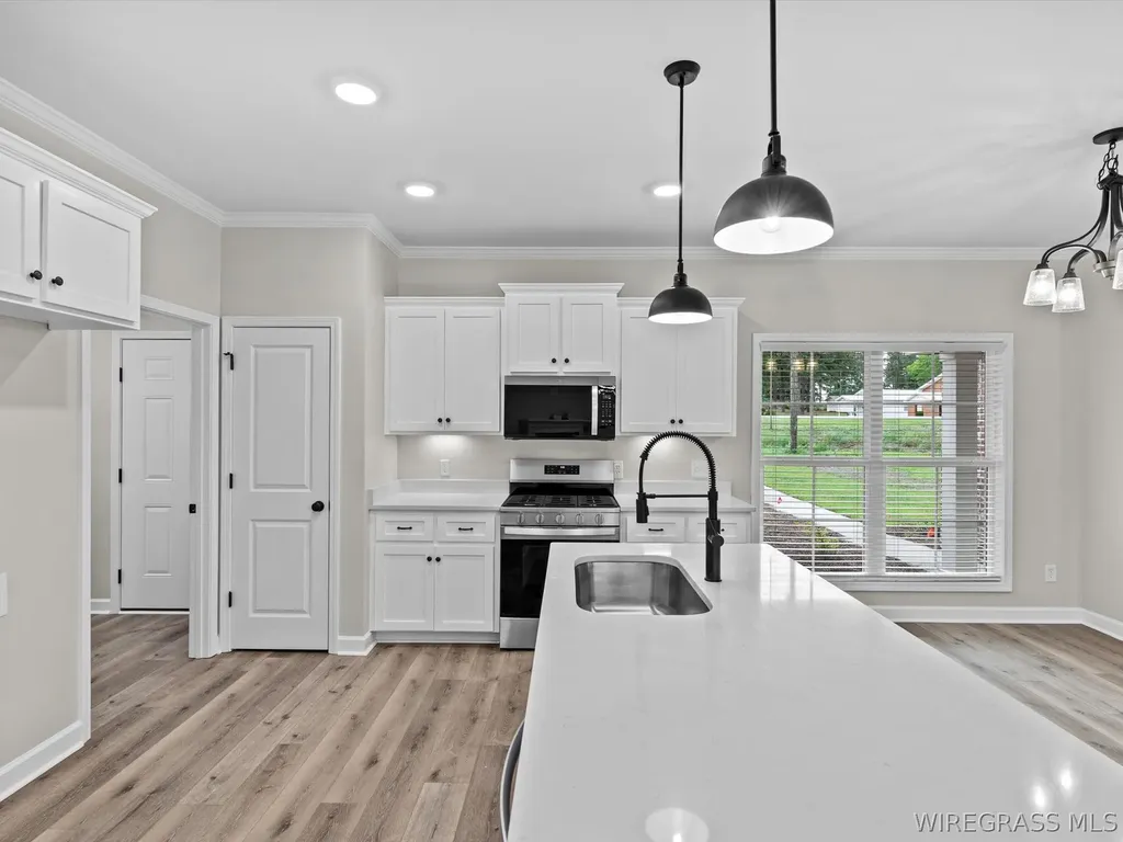 548 N John Street New Brockton AL 36351
