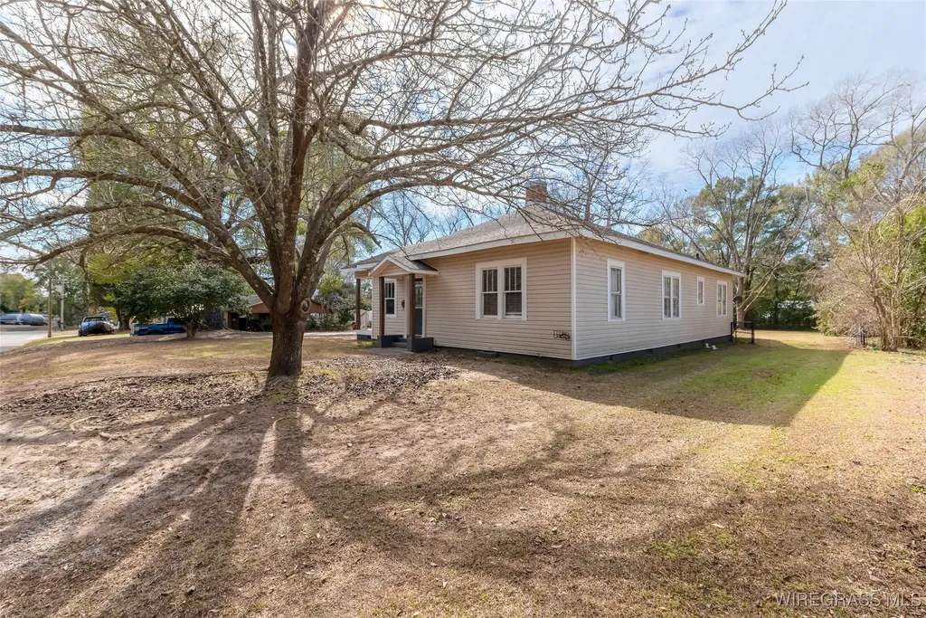 307 1st Avenue Andalusia AL 36420