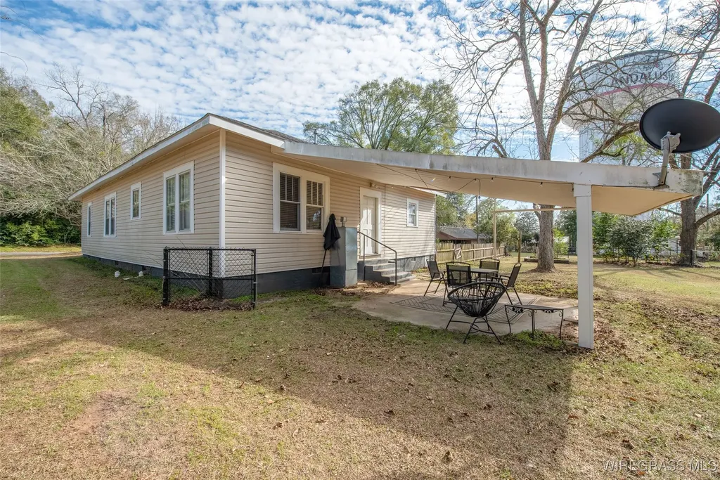 307 1st Avenue Andalusia AL 36420
