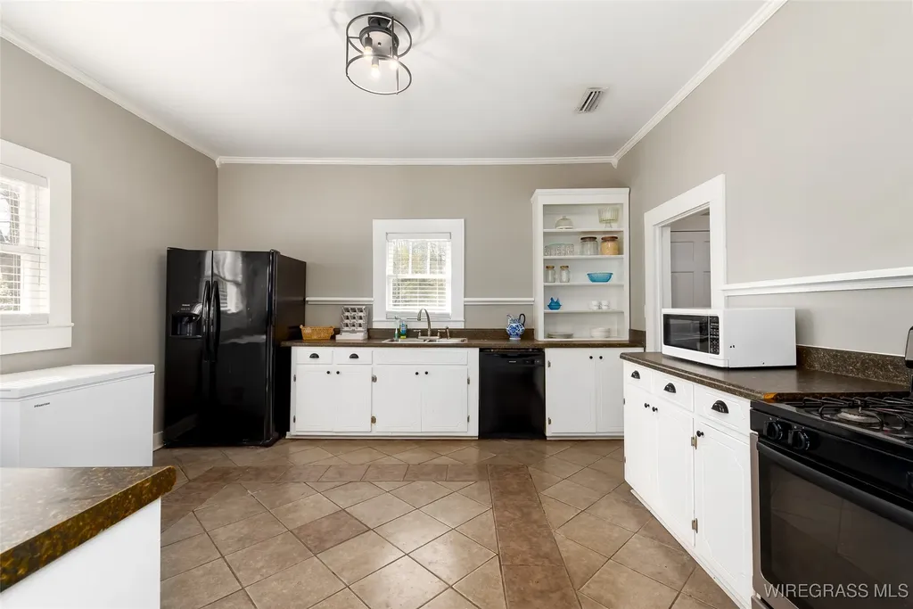 307 1st Avenue Andalusia AL 36420