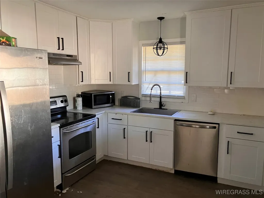 1176 Oak Avenue Elba AL 36323