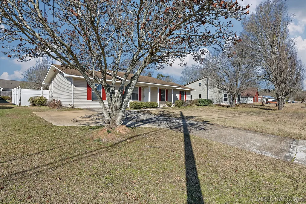105 Fairfield Drive Enterprise AL 36330