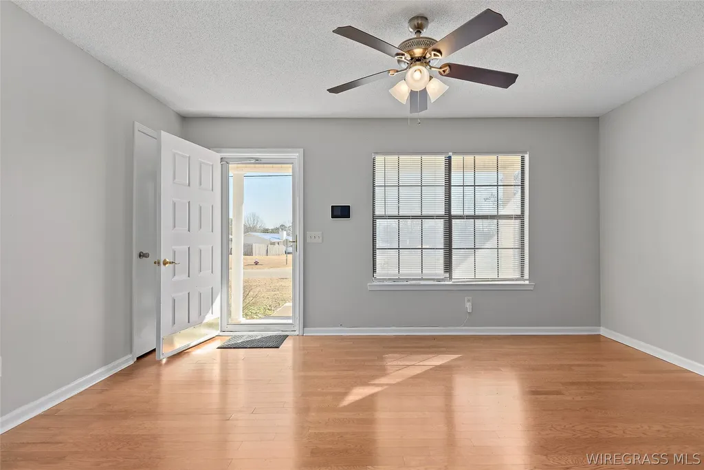 105 Fairfield Drive Enterprise AL 36330