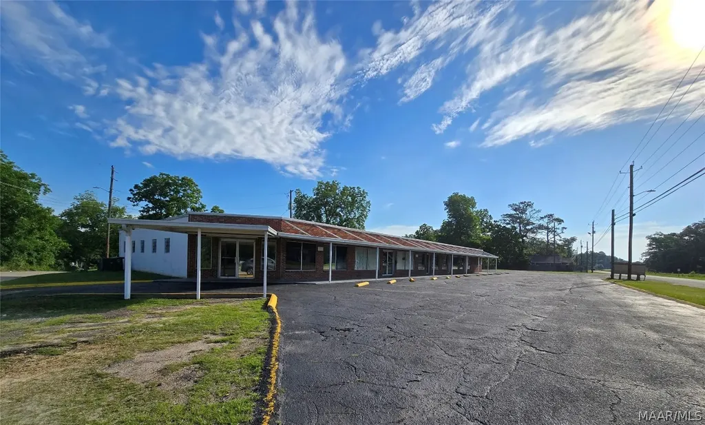 801 Daleville Avenue Enterprise AL 36330