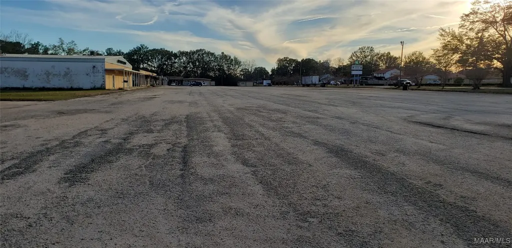 254 Donnell Boulevard Daleville AL 36322