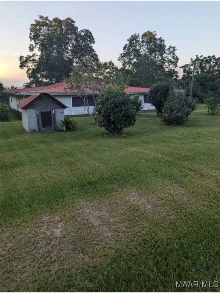 7511 County Road 107 Ariton AL 36311