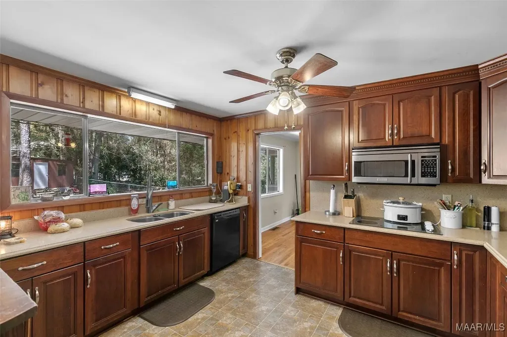 602 Cedar Drive Enterprise AL 36330