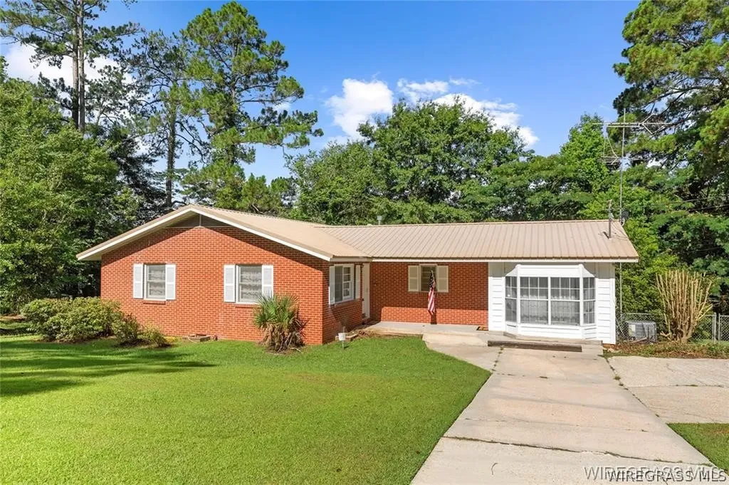 262 Rosemary Lane Ozark AL 36360