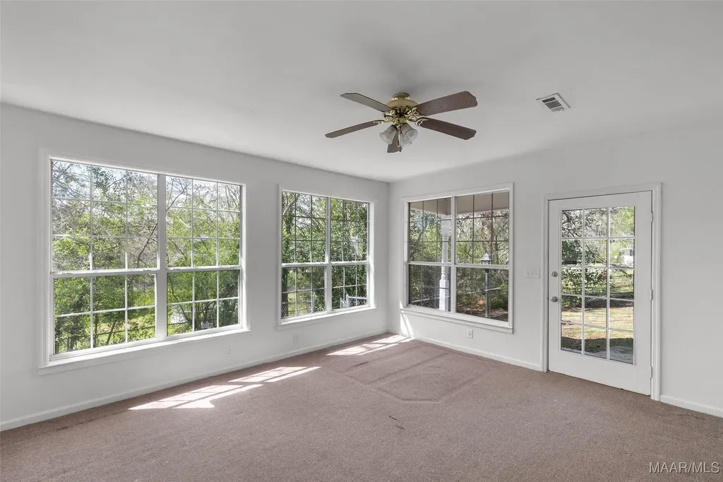 262 Rosemary Lane Ozark AL 36360