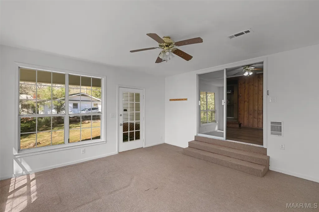 262 Rosemary Lane Ozark AL 36360