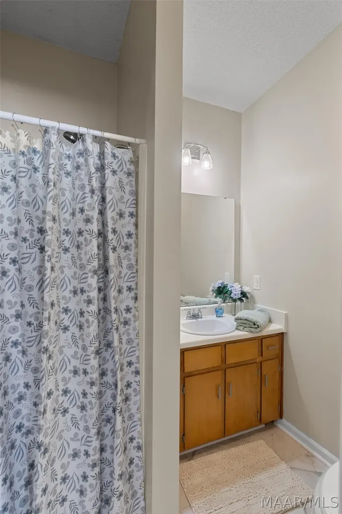 262 Rosemary Lane Ozark AL 36360